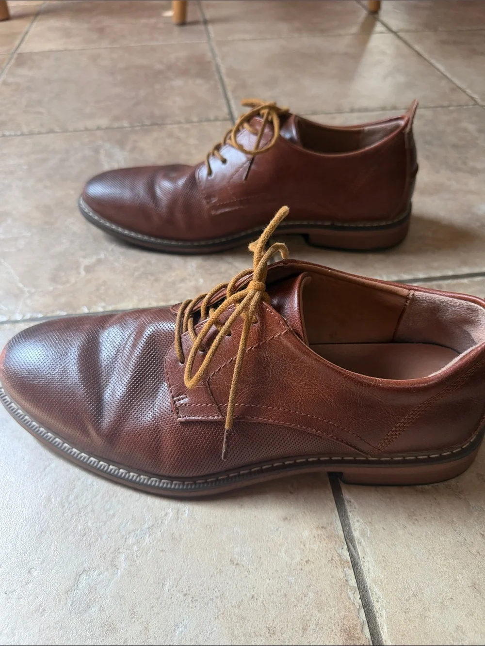 Men's Brown Perforated Leather Derby Shoes - Classic Lace-Up